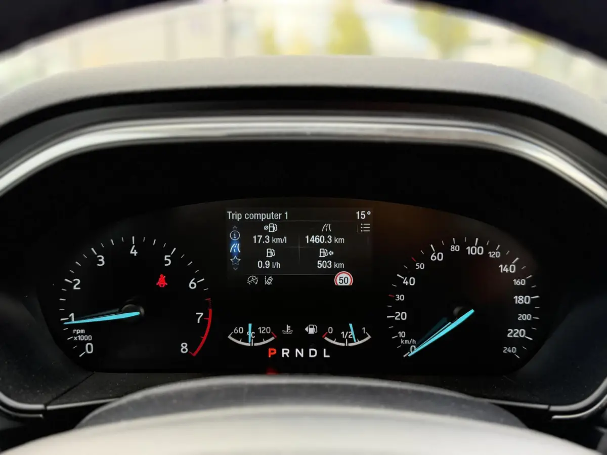1.0 EcoBoost Hybrid Titanium