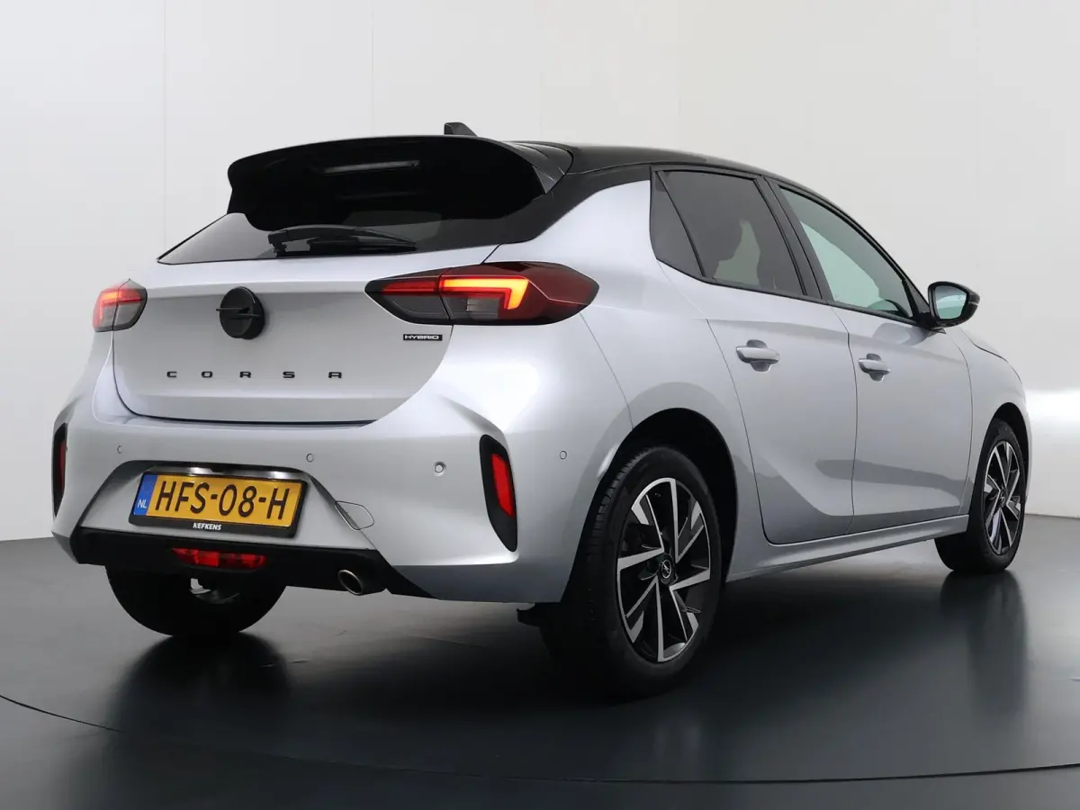 GS 110pk Hybrid Automaat | Automatische airco | Navigatie | Camera achter | Apple Carplay en Android auto | Keyless start