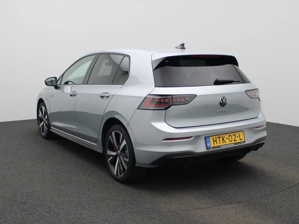 1.5 eHybrid GTE 272 PK| Origineel Nederlands | 1e Eigenaar | Navigatie | LED Matrix | Achteruitrijcamera | Stoelverwarming | Stuurwielverwarming | Black Style