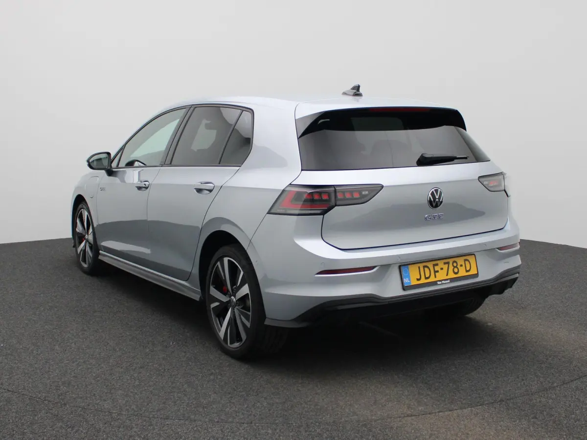 1.5 eHybrid GTE 272 PK| Origineel Nederlands | 1e Eigenaar | Navigatie | LED Matrix | Achteruitrijcamera | Stoelverwarming | Stuurwielverwarming | Black Style