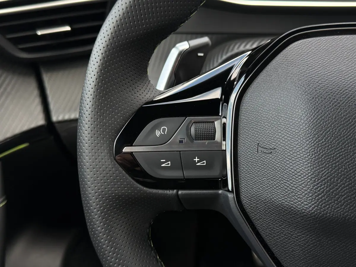 1.2 PureTech 130PK GT | Carplay | Camera | Cruise