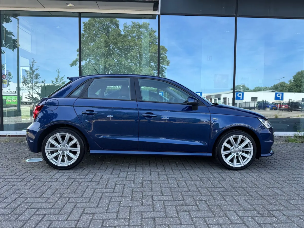 1.0 TFSI Adrenalin S Line - Navi - Parkeerhulp - Airco - Org.NL