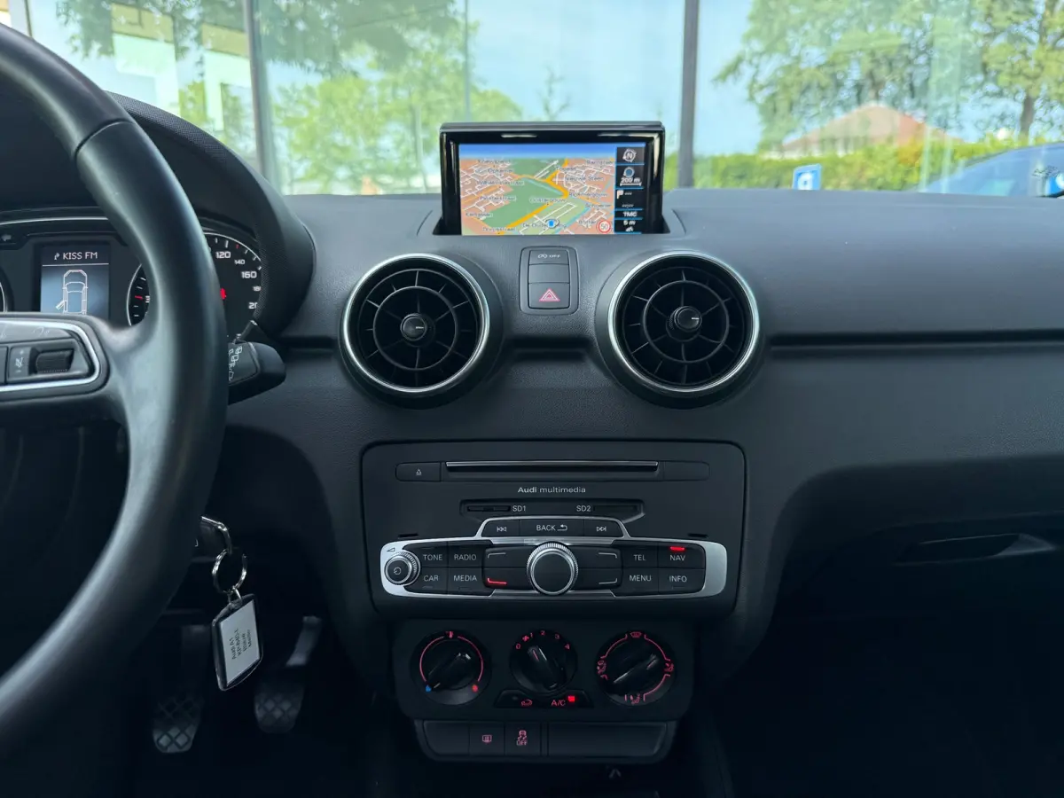 1.0 TFSI Adrenalin S Line - Navi - Parkeerhulp - Airco - Org.NL