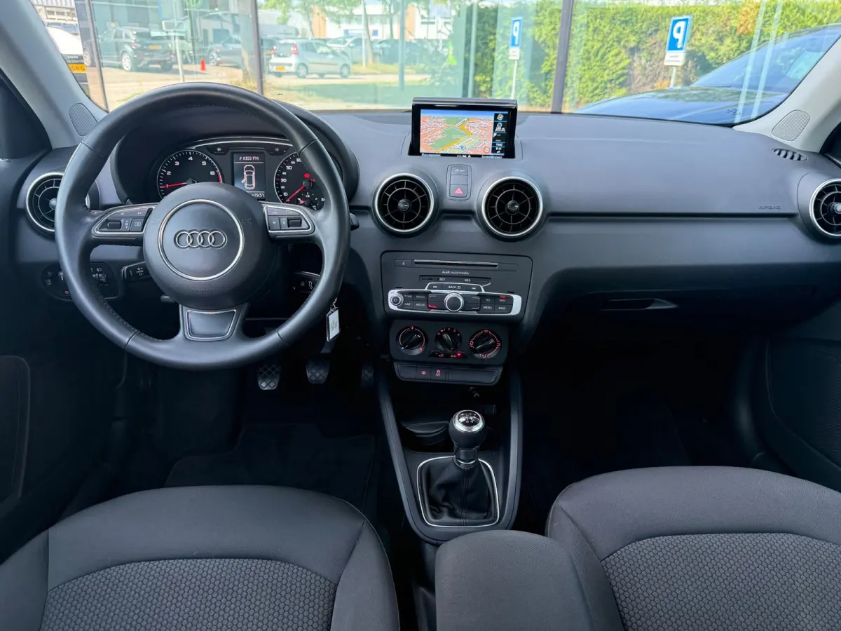 1.0 TFSI Adrenalin S Line - Navi - Parkeerhulp - Airco - Org.NL