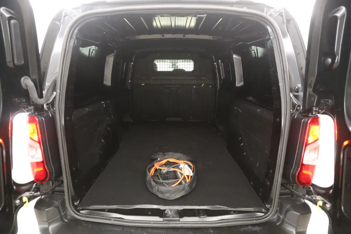 Elektrisch 50 kWh L2 | Snelladen | SOH 93% | 3 Zits | Airco | Cruise | Carplay | Navi | Parkeersens.