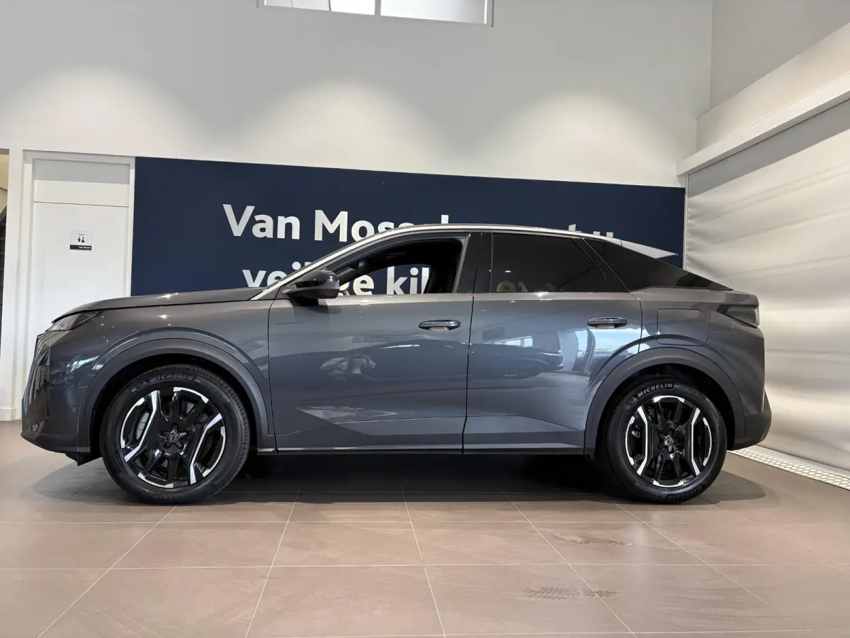 1.6 plug-in Hybrid 195 Allure | Navigatie | Camera | Trekhaak