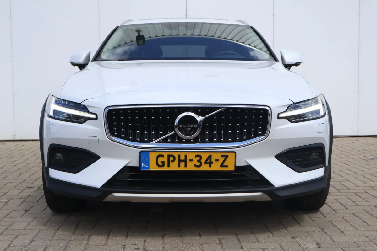 B5 AWD Pro | Leder  | 360cam | Pano | BLIS | Trekhaak |