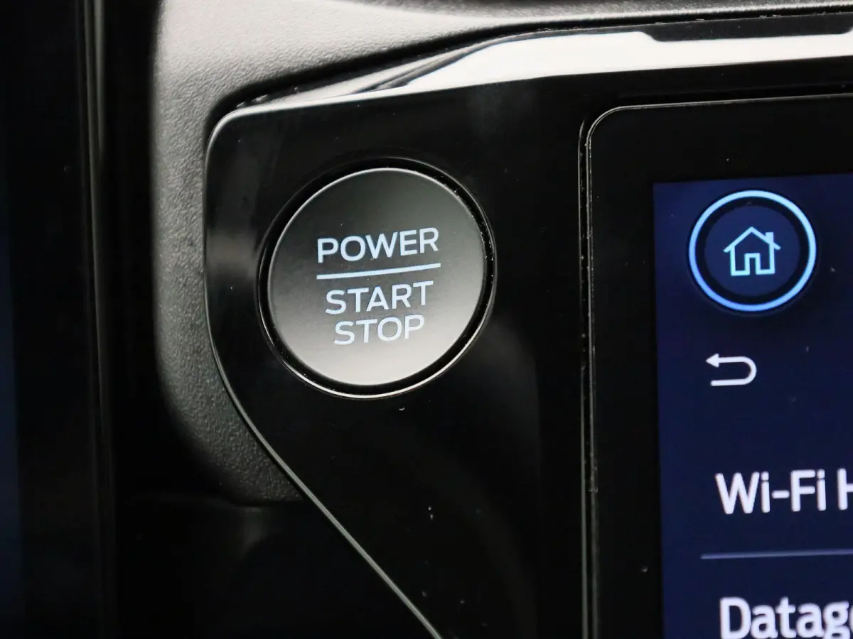 1.0 EcoBoost Titanium | Led Koplampen | Adaptief Cruise Control ! | Trekhaak | Sync 4 Systeem