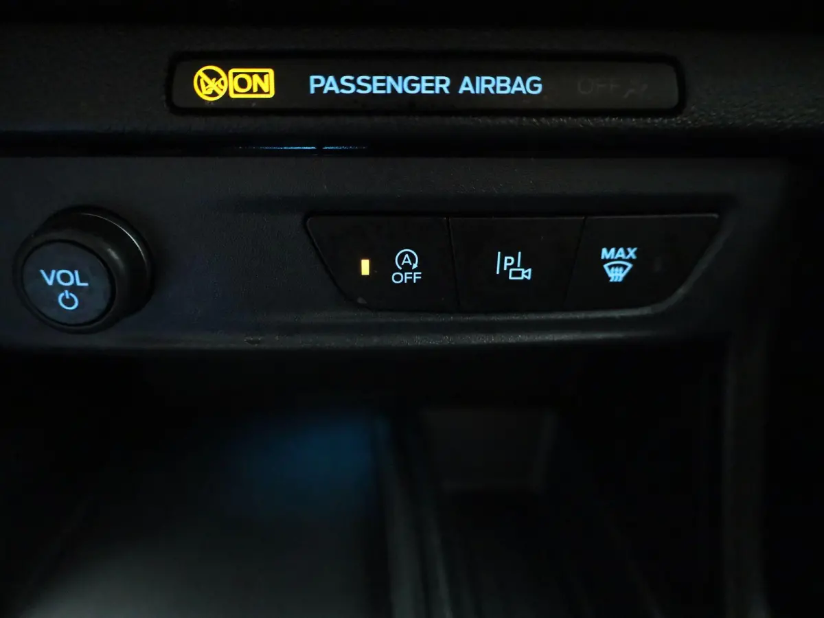 1.0 EcoBoost Titanium | Led Koplampen | Adaptief Cruise Control ! | Trekhaak | Sync 4 Systeem