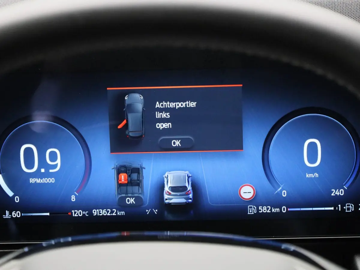 1.0 EcoBoost Titanium | Led Koplampen | Adaptief Cruise Control ! | Trekhaak | Sync 4 Systeem