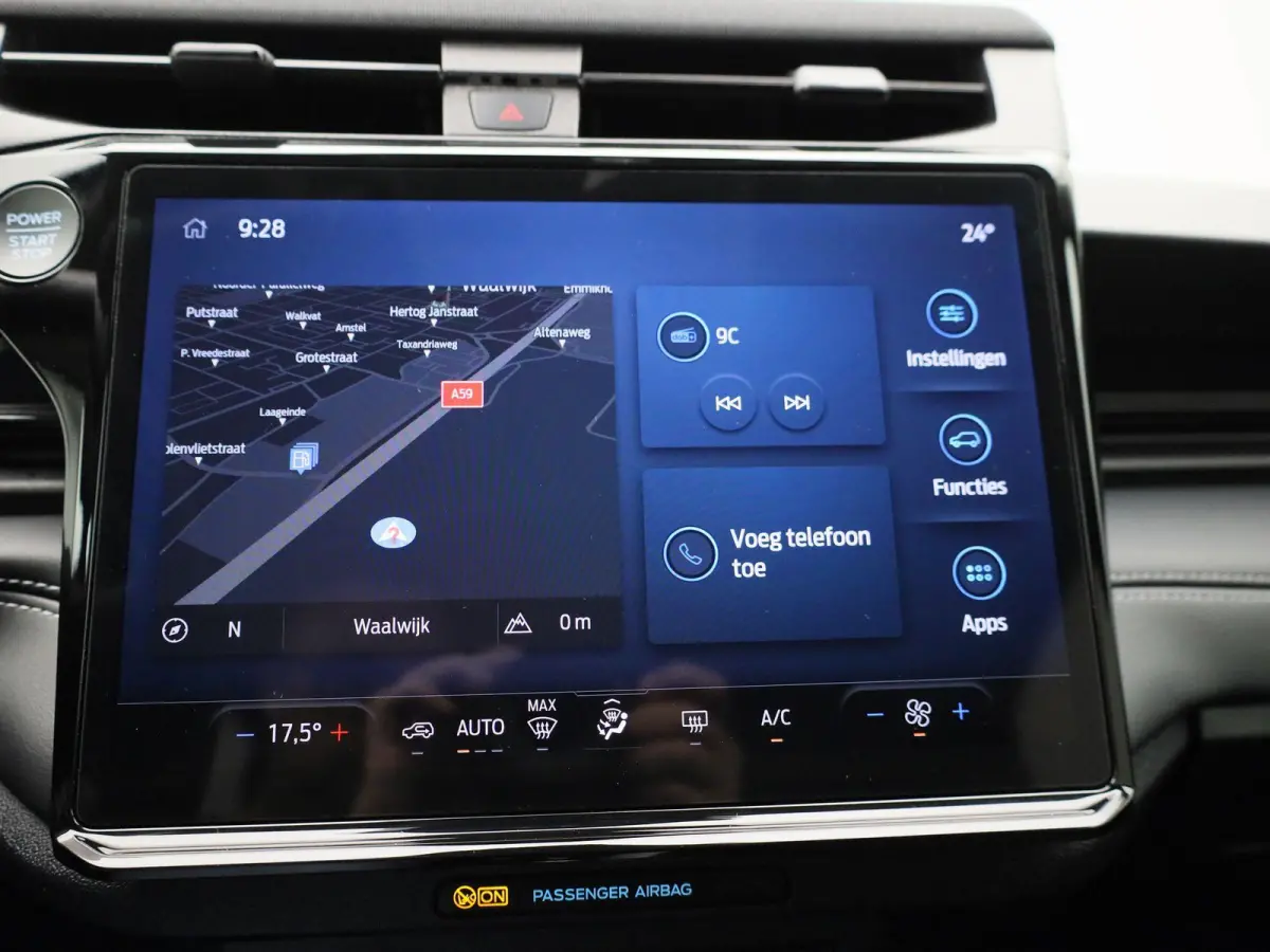 1.0 EcoBoost Titanium | Led Koplampen | Adaptief Cruise Control ! | Trekhaak | Sync 4 Systeem
