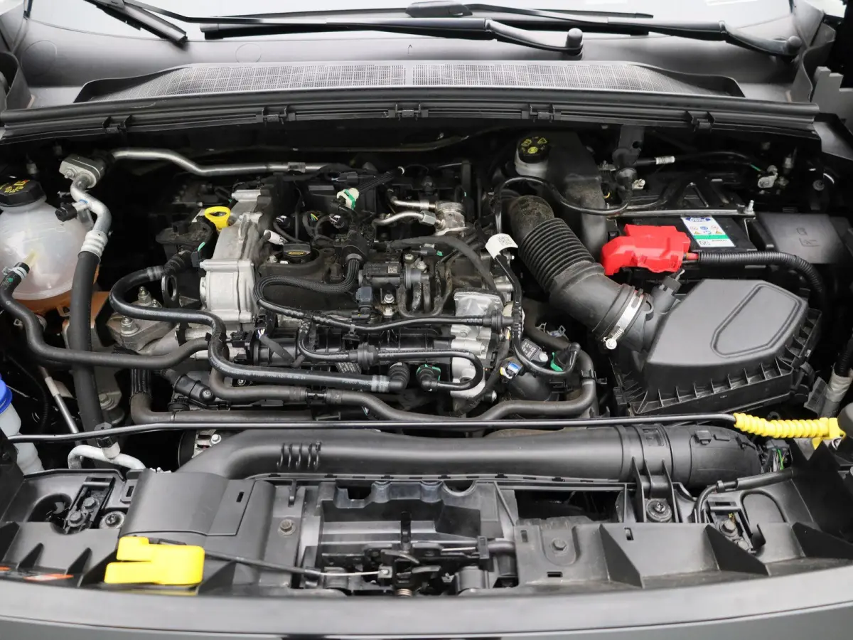 1.0 EcoBoost Titanium | Led Koplampen | Adaptief Cruise Control ! | Trekhaak | Sync 4 Systeem