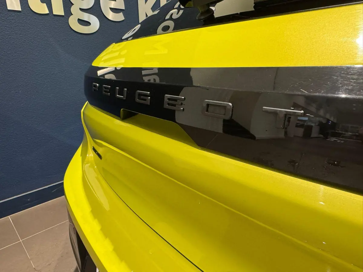 1.2 Hybrid 110 e-DCS6 GT | 3D-Cockpit | 360° Camera | Adaptieve Cruise Control | Sfeerverlichting