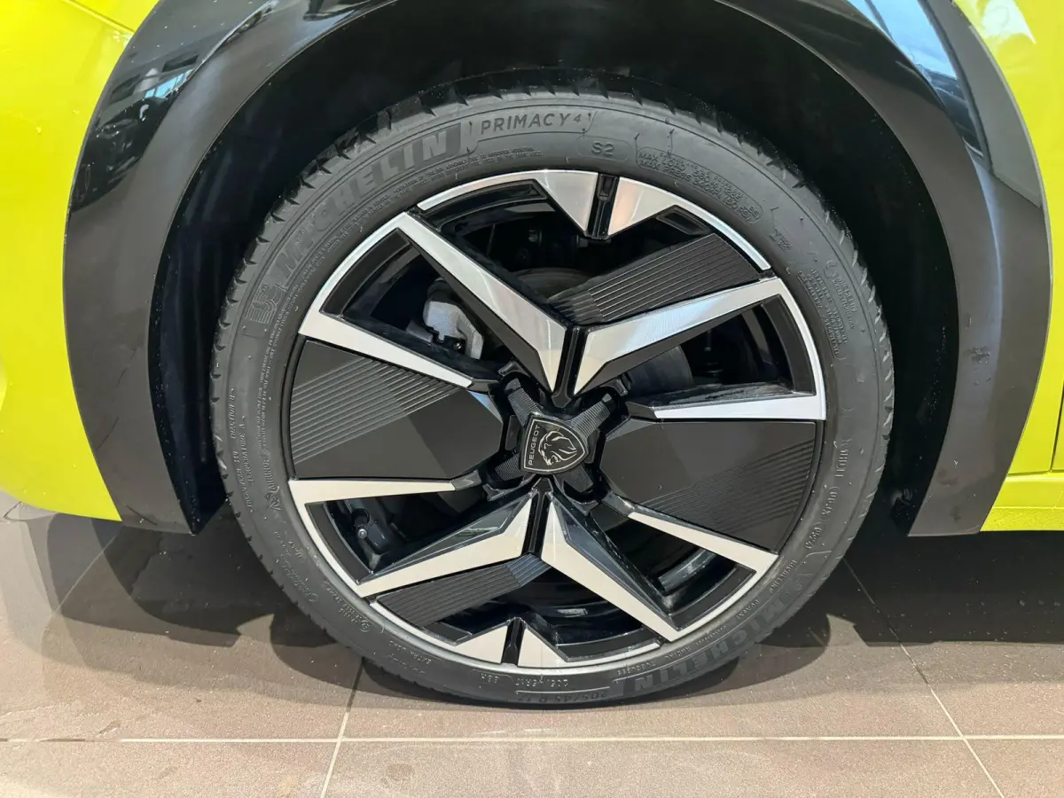 1.2 Hybrid 110 e-DCS6 GT | 3D-Cockpit | 360° Camera | Adaptieve Cruise Control | Sfeerverlichting