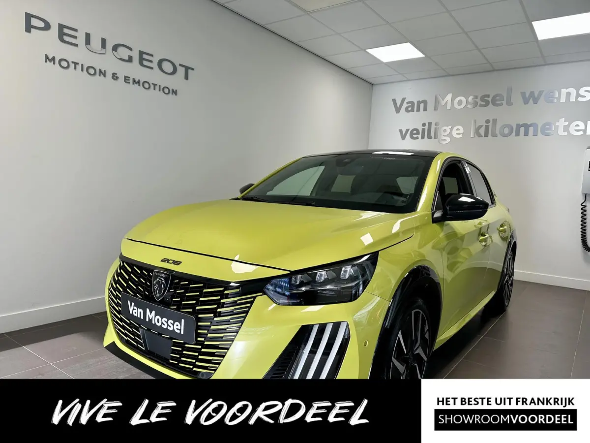1.2 Hybrid 145 e-DCS6 GT | Draadloze Apple Carplay / Android Auto | Panorama dak | 360° Parkeercamera | Adaptieve Cruise Controle | Elektrische & Verwarmbare Voorstoelen
