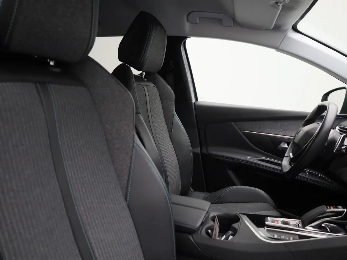 1.6 HYbrid 225 GT | Automaat | Navigatie | Half leder | Camera | Climate control | Apple carplay | Cruise control