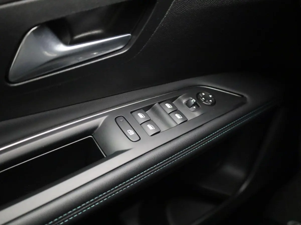 1.6 HYbrid 225 GT | Automaat | Navigatie | Half leder | Camera | Climate control | Apple carplay | Cruise control