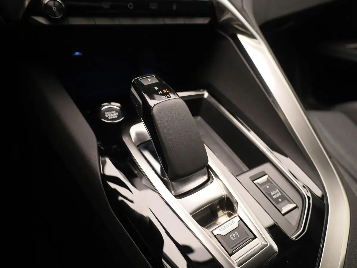 1.6 HYbrid 225 GT | Automaat | Navigatie | Half leder | Camera | Climate control | Apple carplay | Cruise control