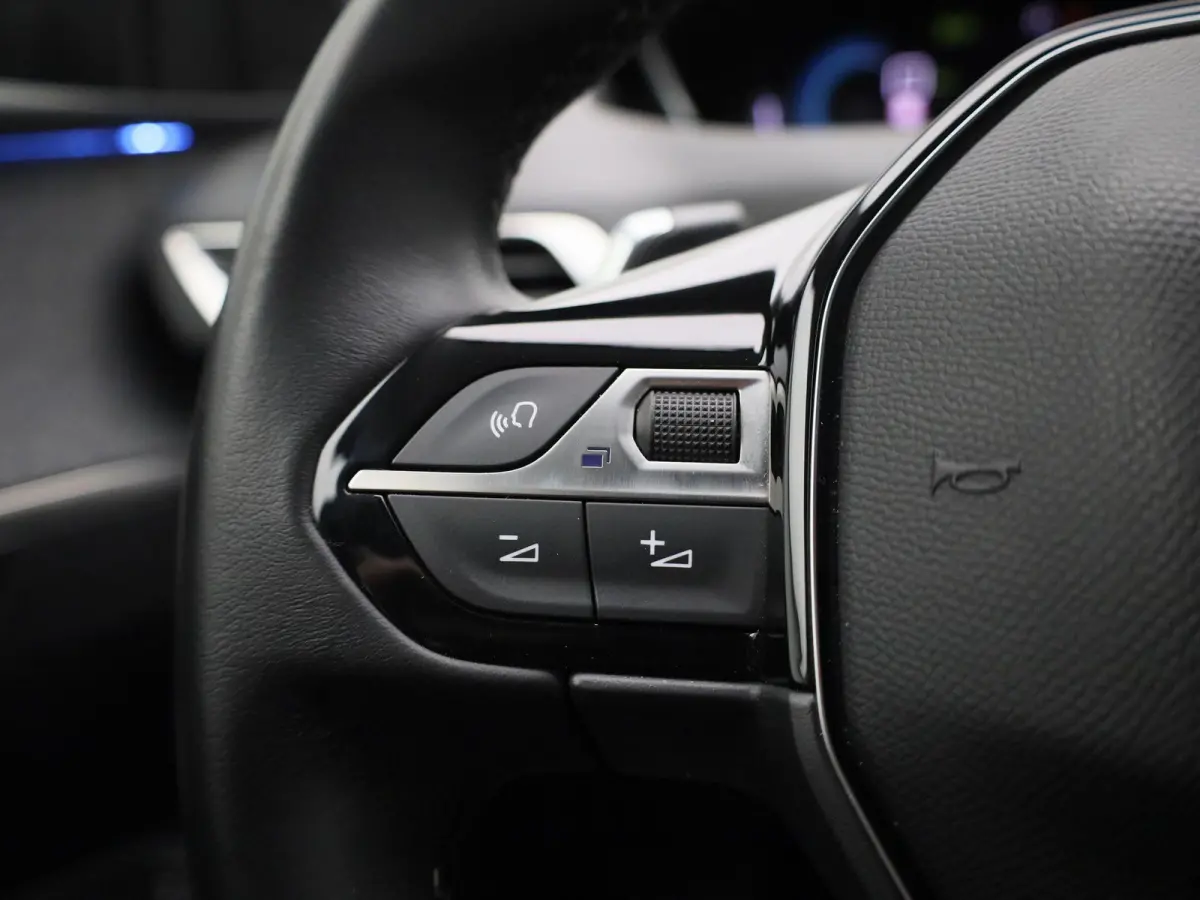 1.6 HYbrid 225 GT | Automaat | Navigatie | Half leder | Camera | Climate control | Apple carplay | Cruise control