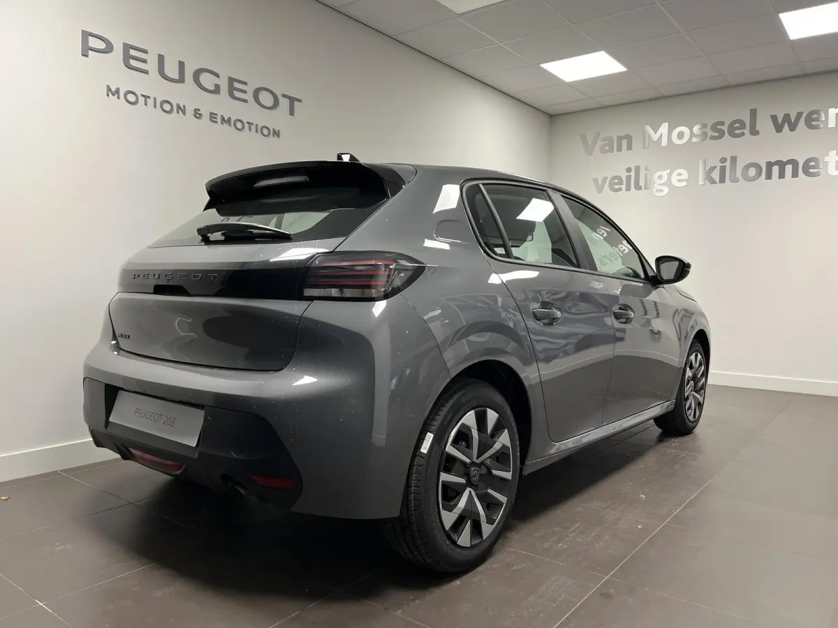 1.2 PureTech 75 Active | Draadloze Apple Carplay / Android Auto | Parkeersensoren Achter | Navigatie