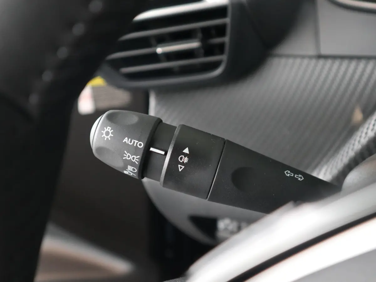 Active - LED - NAVI - CAMERA