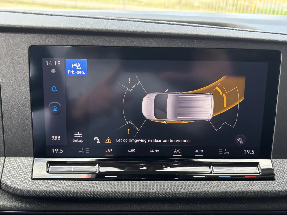 1.5 EcoBoost PHEV L2 Trend | Laadschot met Ruit | Ruit in achterdeuren | Apple carplay | Android Auto |