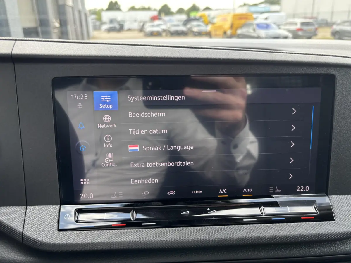 1.5 EcoBoost PHEV L2 Trend | Laadschot met Ruit | Ruit in achterdeuren | Apple carplay | Android Auto |