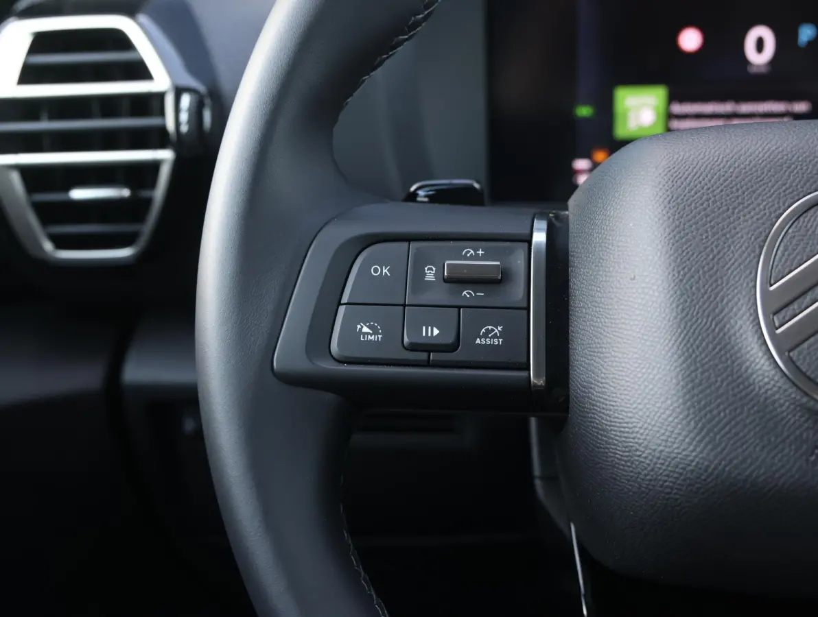 1.2 Hybrid 136 Max 1ste Eigenaar | LEER | Camera sensoren V+A | LED | 18" LMV | Apple Carplay & Android Auto