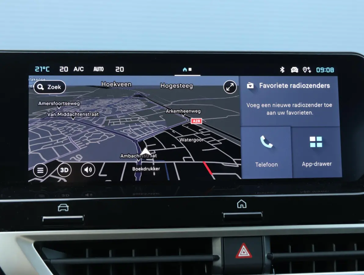 1.2 Hybrid 136 Max 1ste Eigenaar | LEER | Camera sensoren V+A | LED | 18" LMV | Apple Carplay & Android Auto
