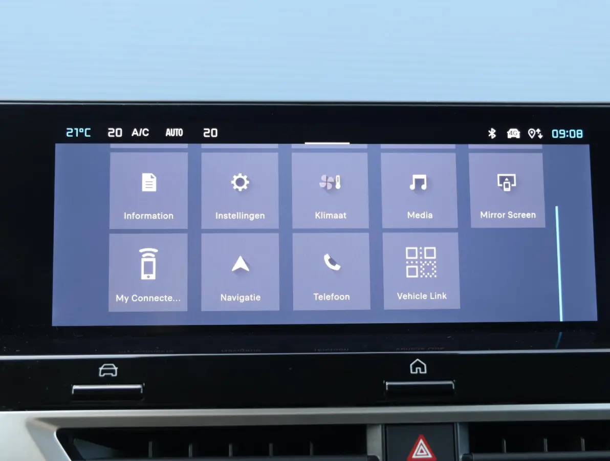 1.2 Hybrid 136 Max 1ste Eigenaar | LEER | Camera sensoren V+A | LED | 18" LMV | Apple Carplay & Android Auto