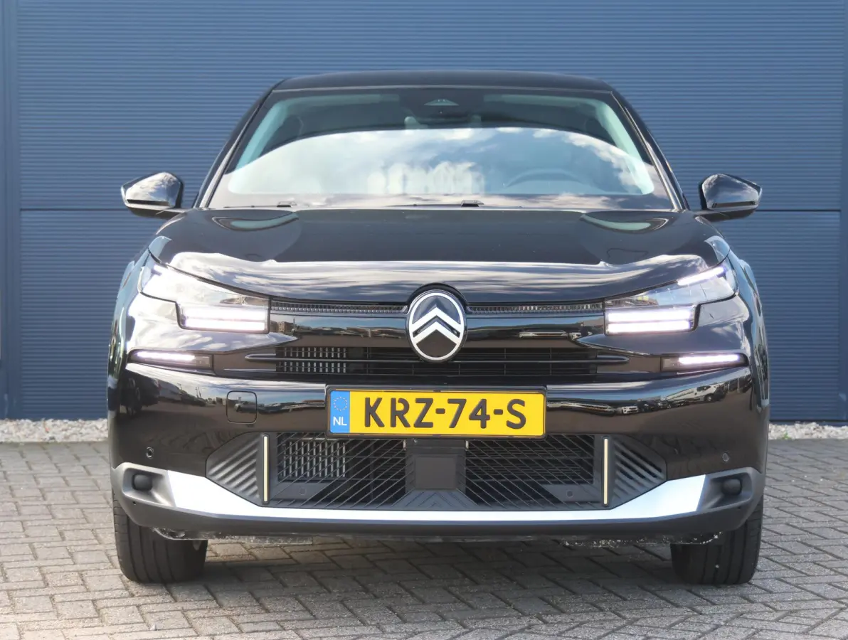 1.2 Hybrid 136 Max 1ste Eigenaar | LEER | Camera sensoren V+A | LED | 18" LMV | Apple Carplay & Android Auto