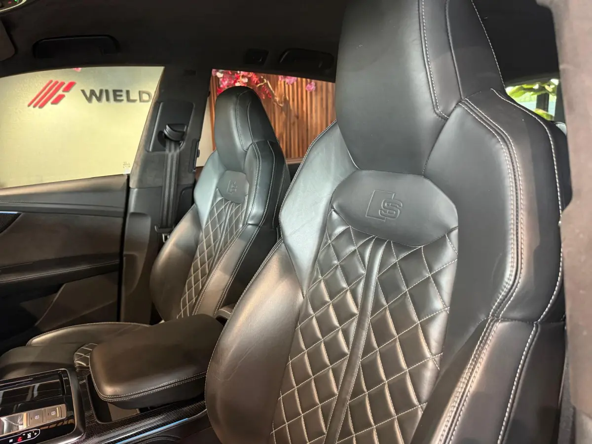 4.0 TDI SQ8 quattro luchtvering 360 cam head up inklapbare trekhaak Soft Close nieuwe banden
