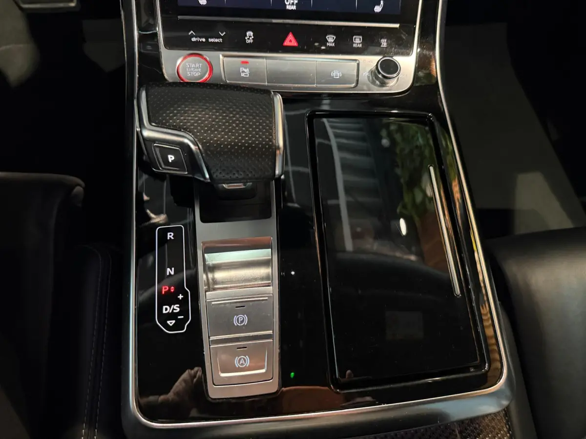 4.0 TDI SQ8 quattro luchtvering 360 cam head up inklapbare trekhaak Soft Close nieuwe banden