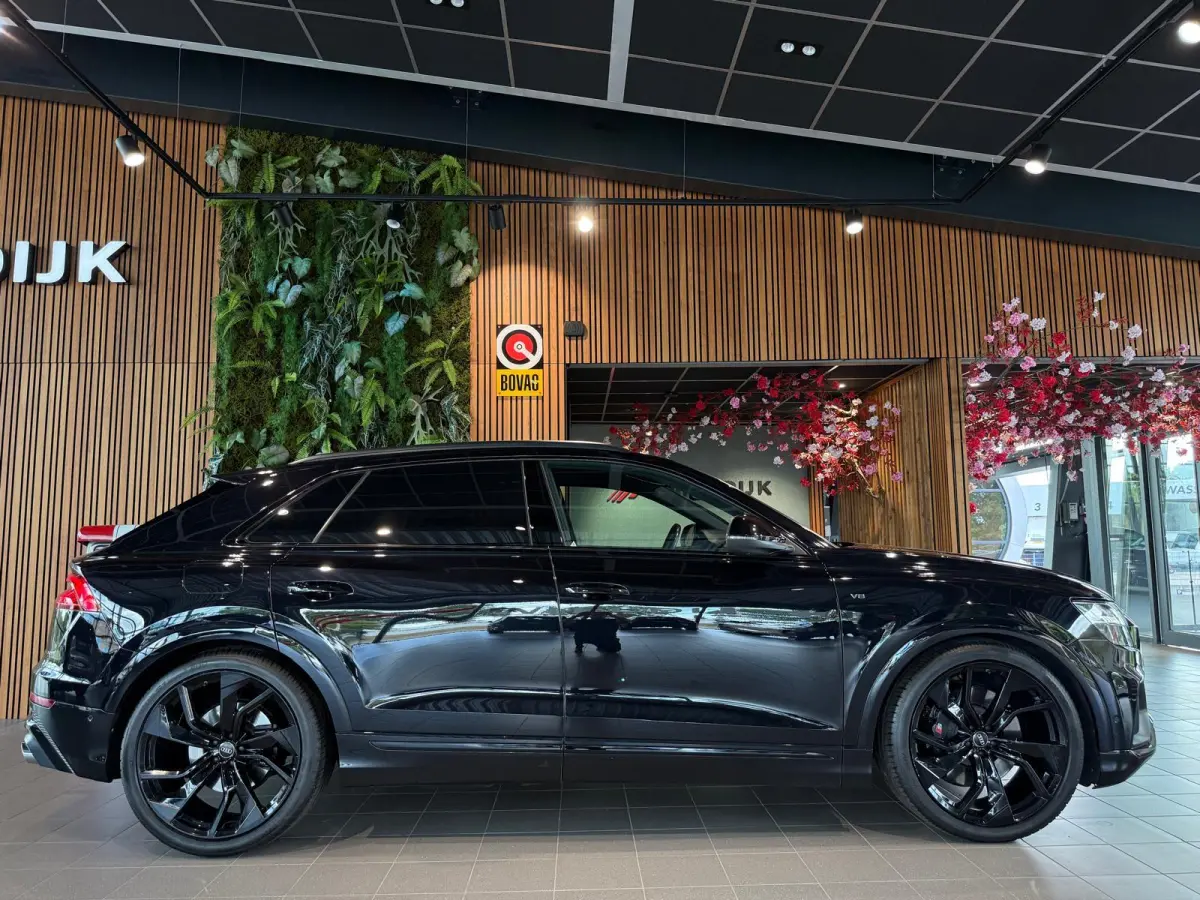 4.0 TDI SQ8 quattro luchtvering 360 cam head up inklapbare trekhaak Soft Close nieuwe banden