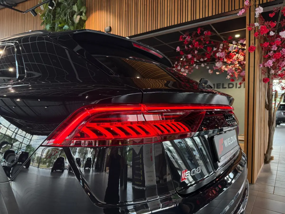 4.0 TDI SQ8 quattro luchtvering 360 cam head up inklapbare trekhaak Soft Close nieuwe banden