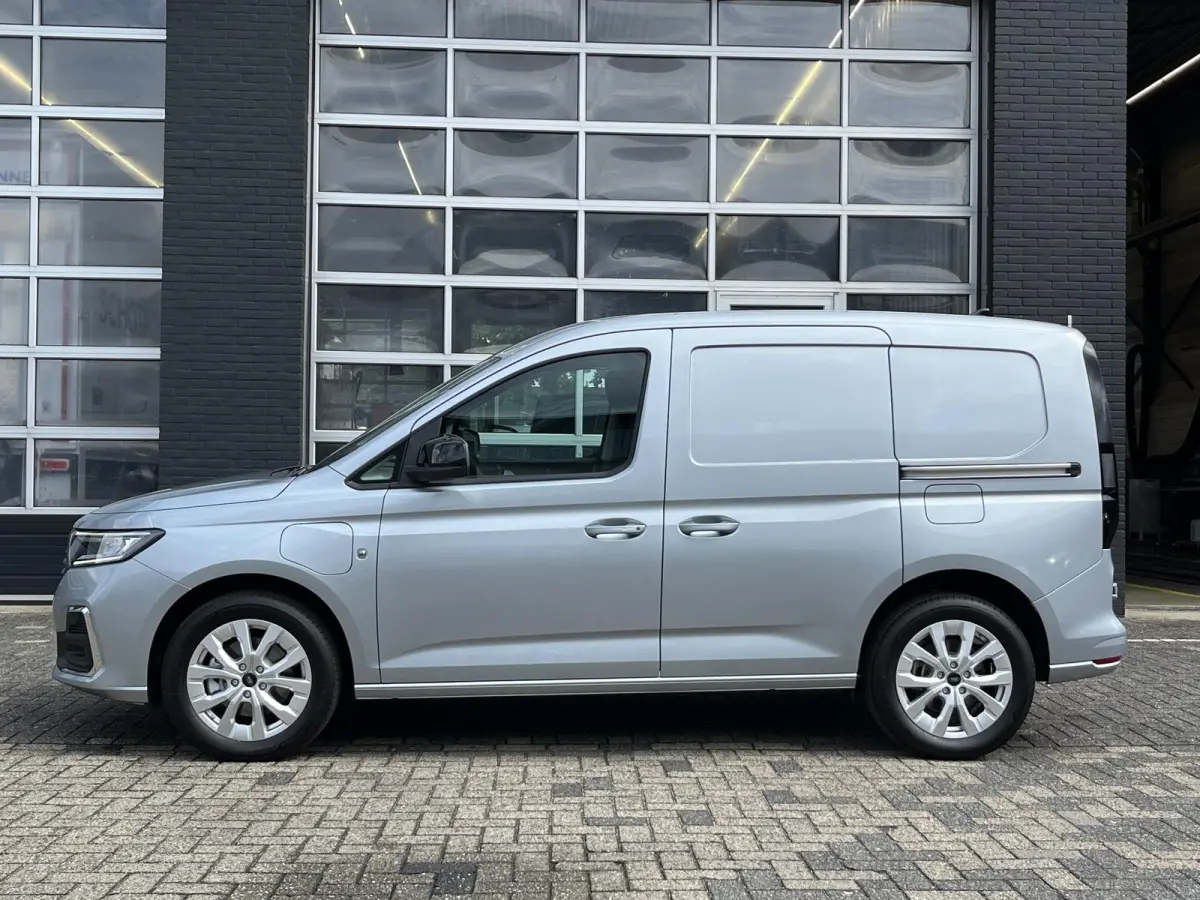 1.5 EcoBoost PHEV L1 Limited 150pk! Adaptieve verlichting, Dubbele Zijschuifdeur, AGR Stoel, Stuurverwarming, Adaptieve cruise control, Achteruitrijcamera!