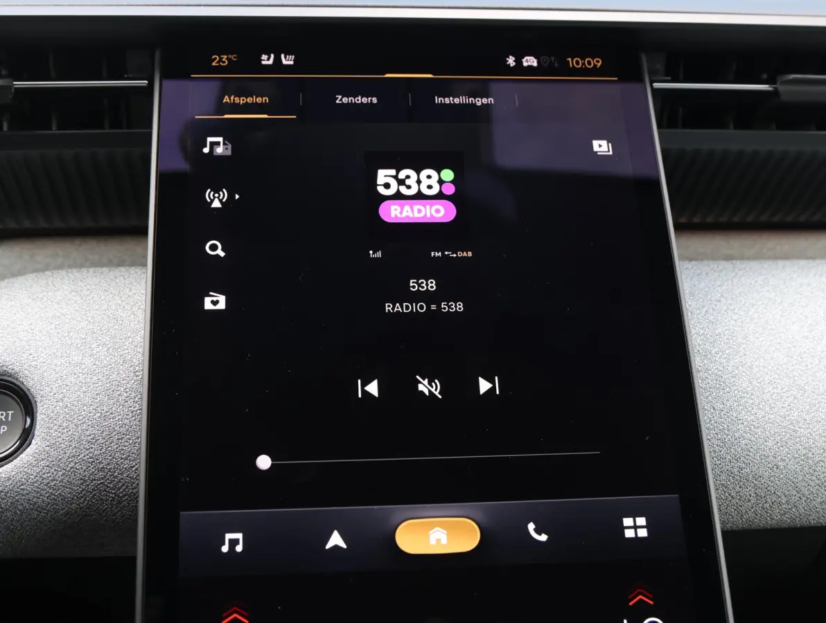 1.2 Hybrid 145pk Max Nieuw | Elektrische Bedienb. Bestuurdersstoel | Stoelverwarming/Verkoeling | Adaptieve Cruise Control | 360 Camera | Head-Up Display | Apple Carplay & Android Auto