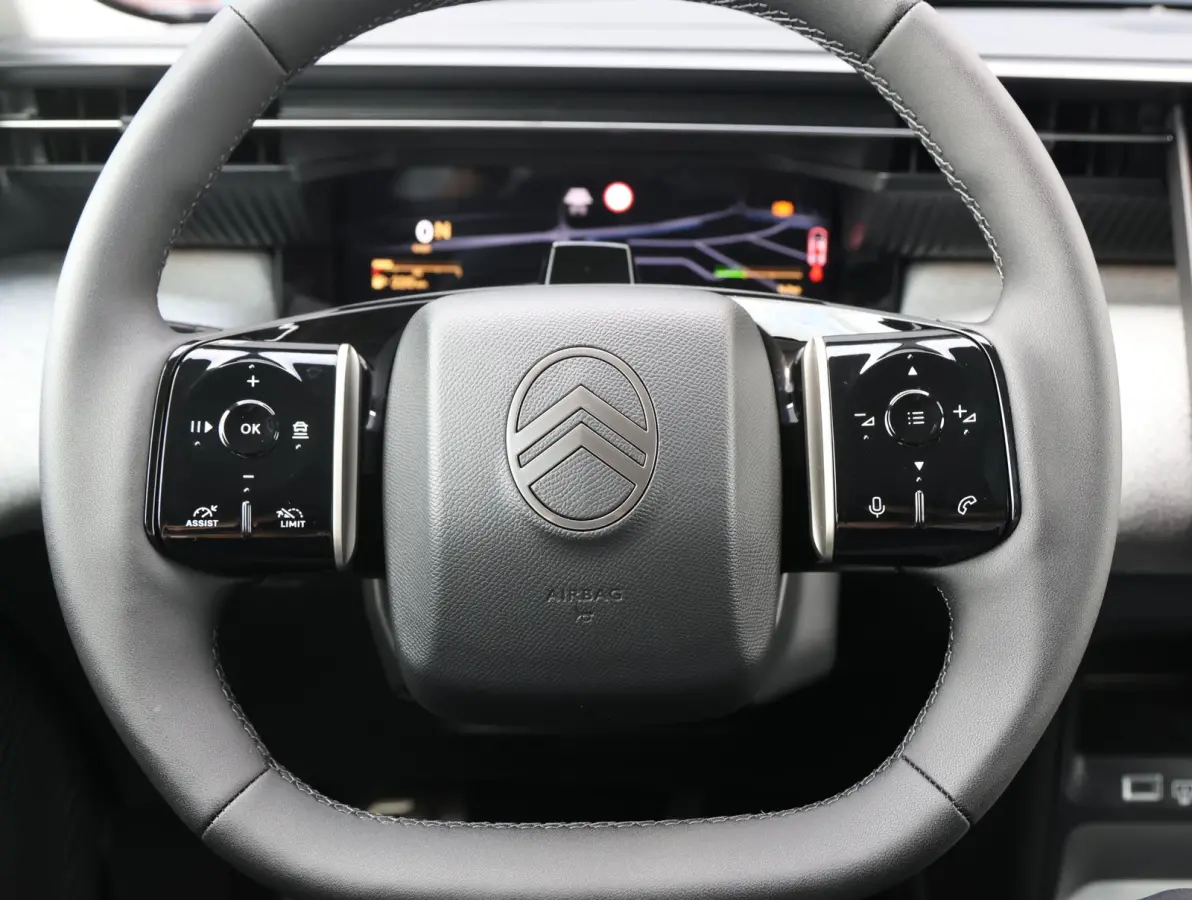 1.2 Hybrid 145pk Max Nieuw | Elektrische Bedienb. Bestuurdersstoel | Stoelverwarming/Verkoeling | Adaptieve Cruise Control | 360 Camera | Head-Up Display | Apple Carplay & Android Auto