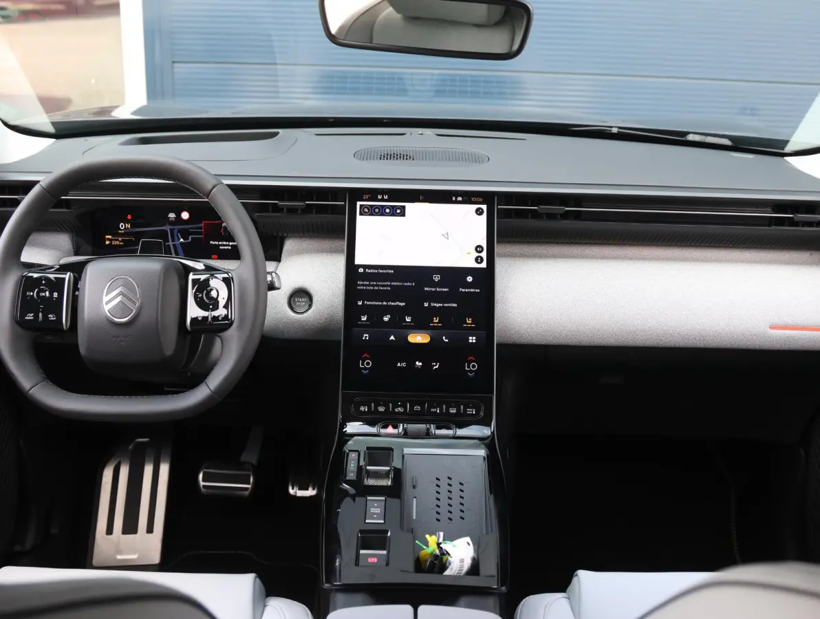 1.2 Hybrid 145pk Max Nieuw | Elektrische Bedienb. Bestuurdersstoel | Stoelverwarming/Verkoeling | Adaptieve Cruise Control | 360 Camera | Head-Up Display | Apple Carplay & Android Auto