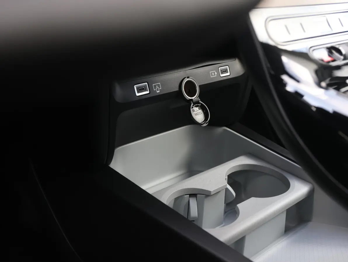 1.2 Hybrid 145pk Max Nieuw | Elektrische Bedienb. Bestuurdersstoel | Stoelverwarming/Verkoeling | Adaptieve Cruise Control | 360 Camera | Head-Up Display | Apple Carplay & Android Auto