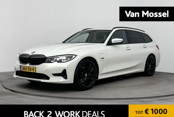 320e Business Edition Plus | TREKHAAK | CAMERA | ELEK.KOFFERBAK | NAVIGATIE | LEDER | DODEHOEK DETECTIE | CLIMATE CONTROL | STOELVERWARMING |
