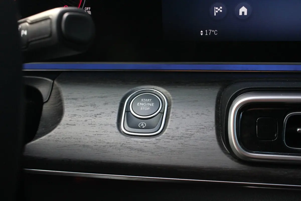 300d L3 240PK JB-EDITION EXTRA LANG INCL. BTW EN BPM / ELEK- SCHUIFDEUREN / NIGHT EDITION / 8-PERSOONS