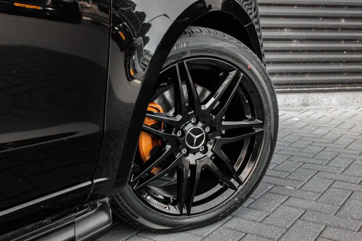 300d L3 240PK JB-EDITION EXTRA LANG INCL. BTW EN BPM / ELEK- SCHUIFDEUREN / NIGHT EDITION / 8-PERSOONS