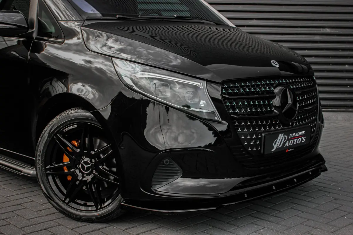 300d L3 240PK JB-EDITION EXTRA LANG INCL. BTW EN BPM / ELEK- SCHUIFDEUREN / NIGHT EDITION / 8-PERSOONS