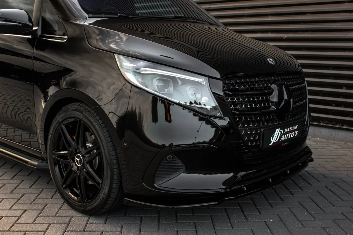 300d L3 240PK JB-EDITION EXTRA LANG INCL. BTW EN BPM / ELEK- SCHUIFDEUREN / NIGHT EDITION / 8-PERSOONS