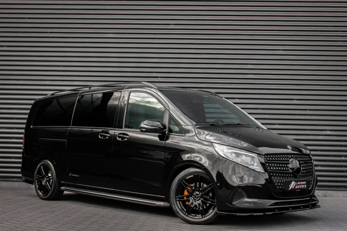 300d L3 240PK JB-EDITION EXTRA LANG INCL. BTW EN BPM / ELEK- SCHUIFDEUREN / NIGHT EDITION / 8-PERSOONS