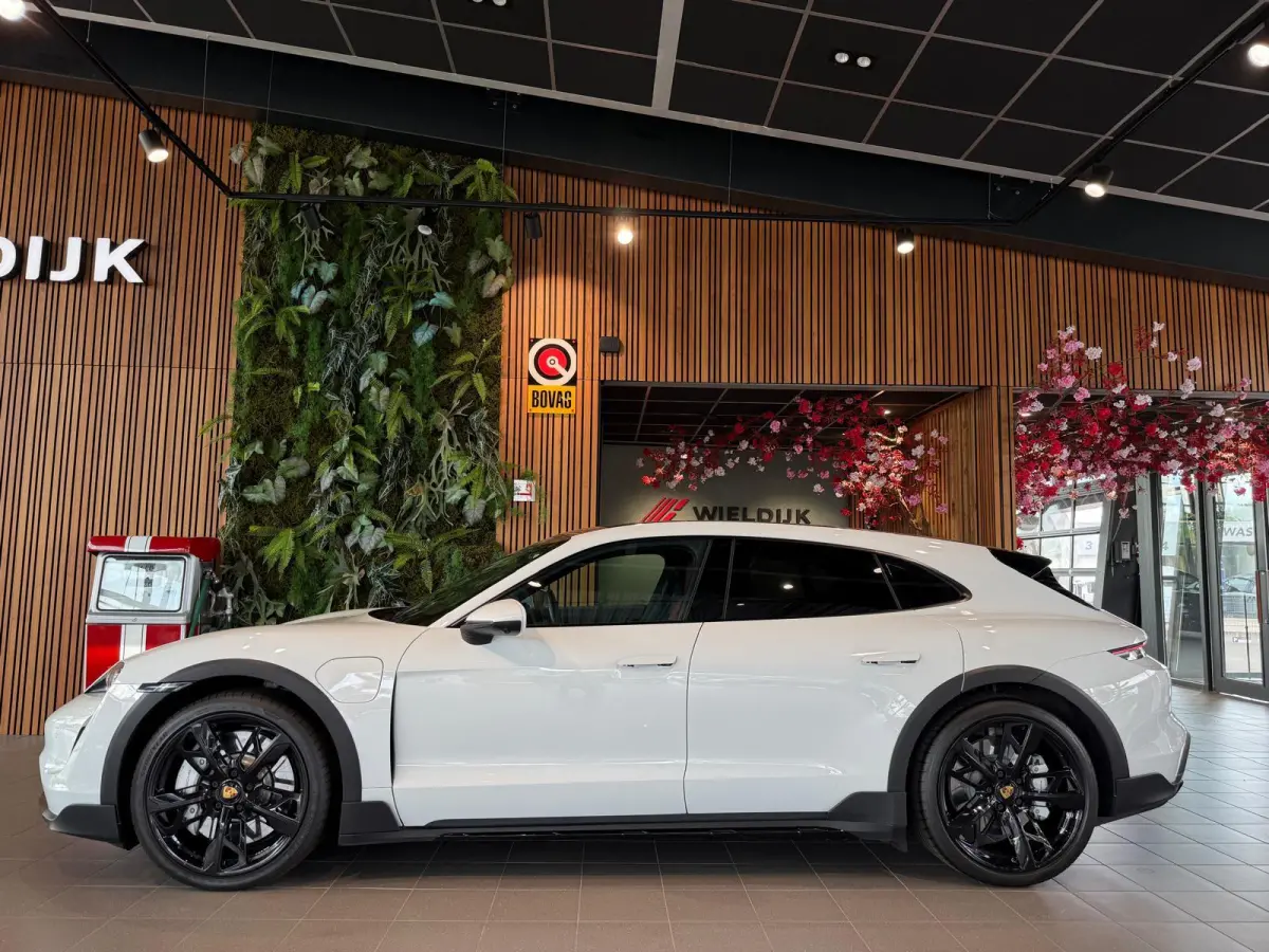 4 93 kWh Tot 2030 fabrieksgarantie op de accu pakket