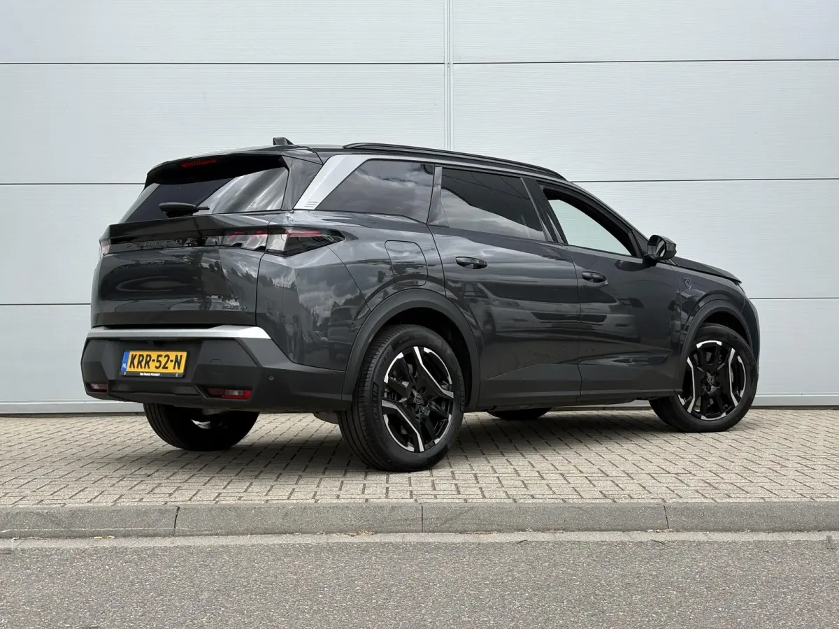 1.6 Plug-in Hybrid 195 GT 7p | Elektrische stoelen | 360 Camera | Adaptieve Cruise Control | Apple Carplay/Android Auto