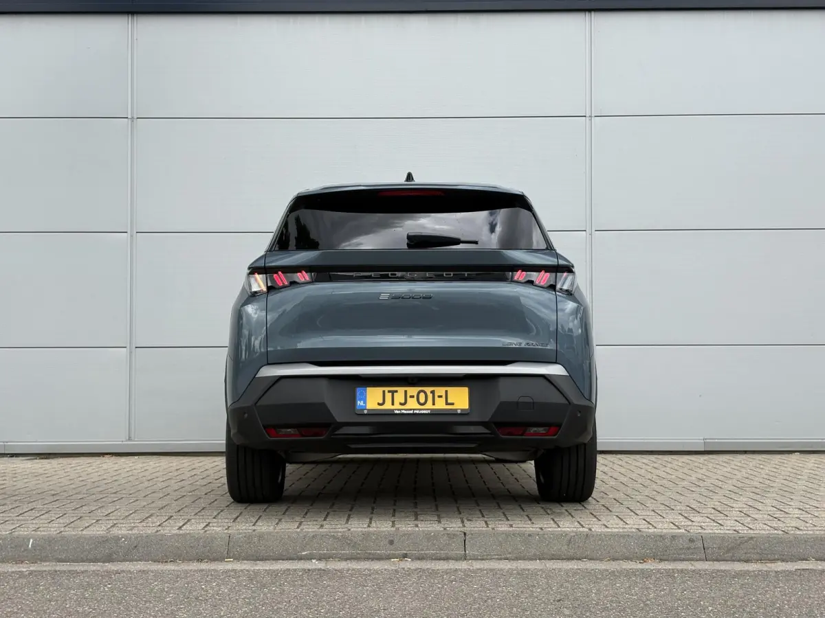 Allure Long Range 97 kWh 7p | Parkeerhulp | Cruise Control | Stoelverwarming | Apple Carplay/Android Auto