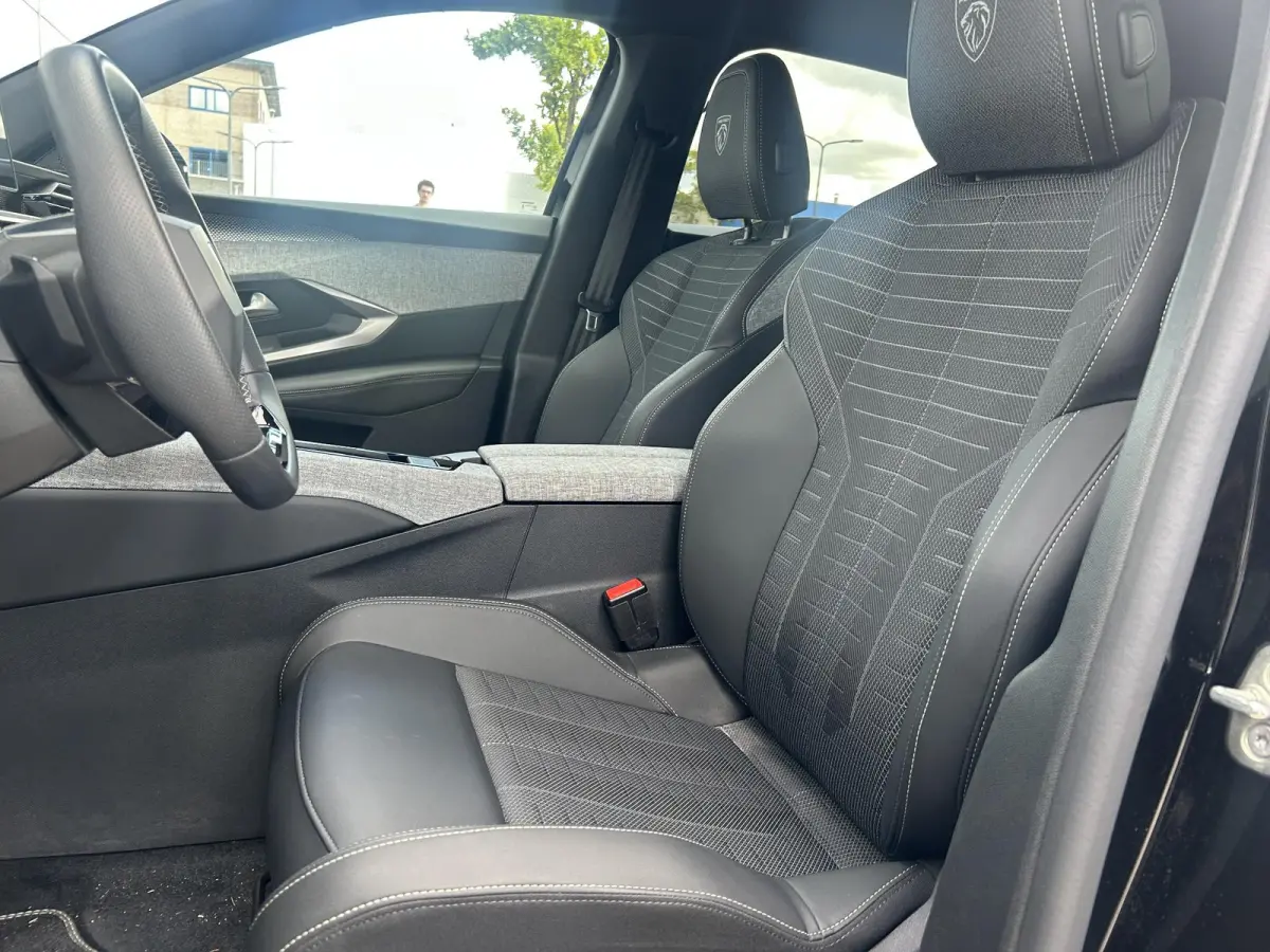 1.6 plug-in Hybrid 195 GT | Camera | Stoelverwarming | Cruise Control | Apple Carplay/Android Auto